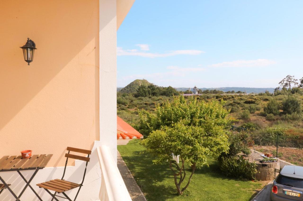 Quinta Amarela Hotel Nazare Exterior photo